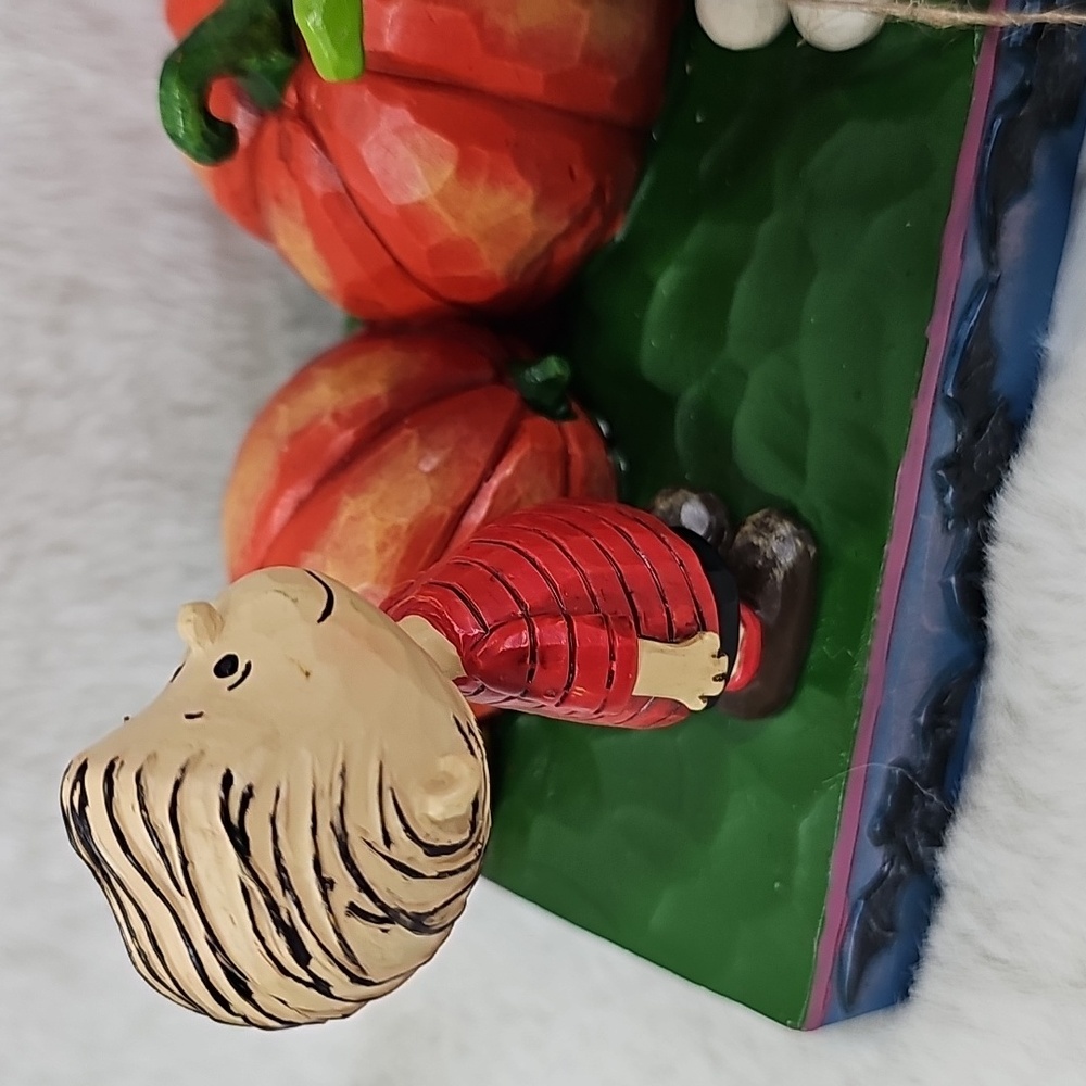 Jim Shore Peanuts Each Year the Great Pumpkin Rises Halloween Figurine 4057674 - Picture 2 of 11
